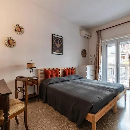 San Giovanni In Laterano Comfy