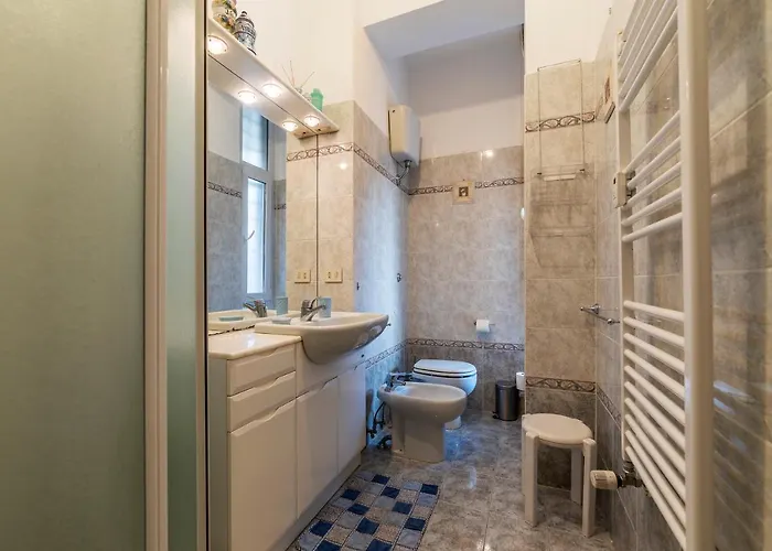 Guesthost - San Giovanni In Laterano Comfy Rom